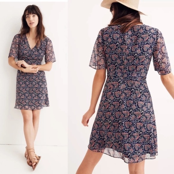 Madewell Dresses & Skirts - Madewell Orchard Flutter-Sleeve mini Dress in Fan Floral Mix size 10